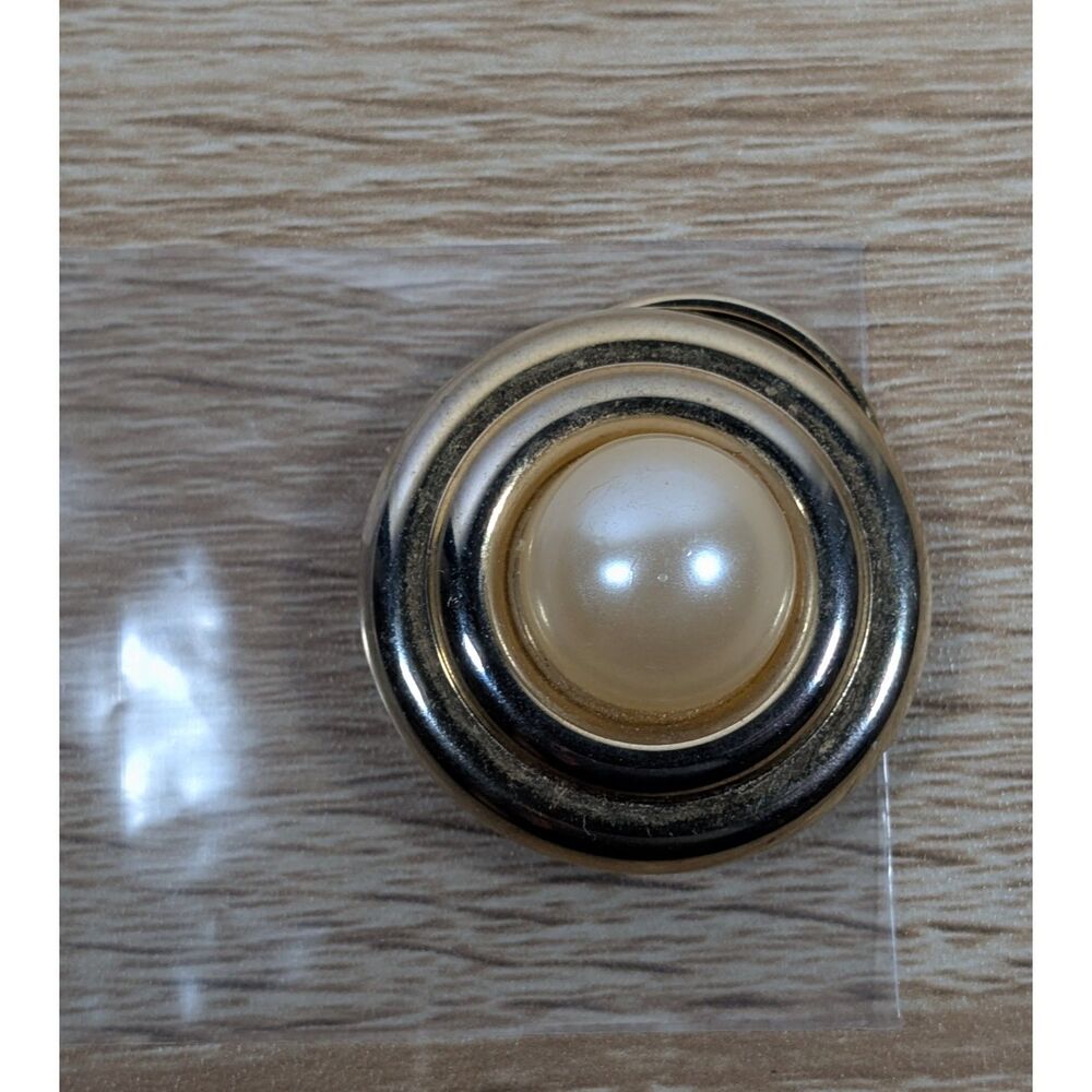 Gold Tone Faux Pearl Clip On Round Vintage Style Statement